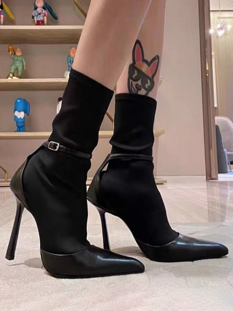 Ženske Crne Anlke Čizme Sa Špicastim Vrhovima I Detaljima Kopče Na Stiletto Petu - Crno